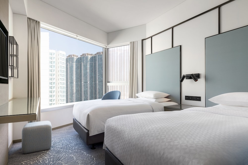 Four Points by Sheraton Hong Kong, Tung Chung 12/31