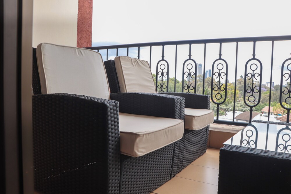 Gemsuites Luxury Serviced Apartments 42/50