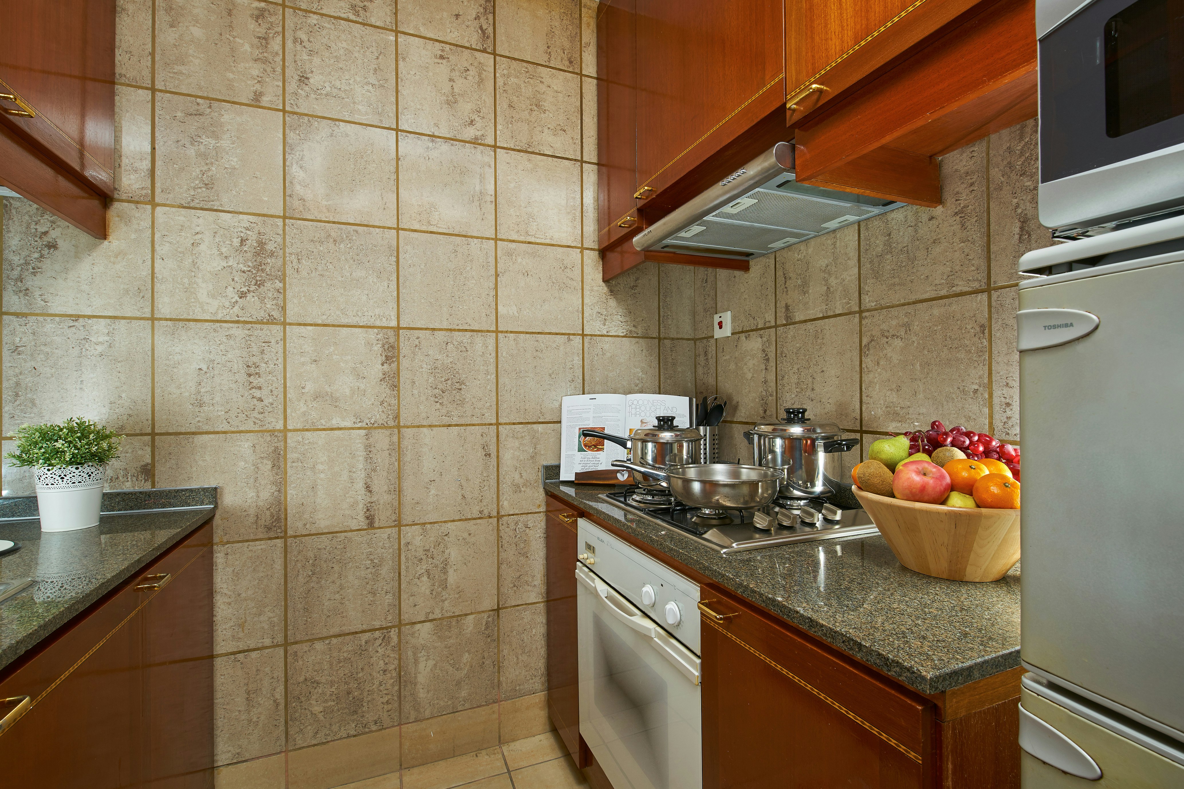 Orchard Parksuites 70/75