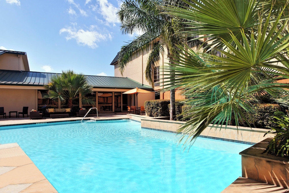 Courtyard Houston Brookhollow 33/41