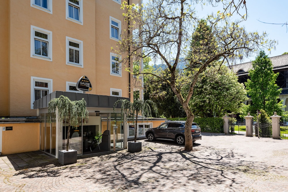 Galerie-Hotel Bad Reichenhall 4/69