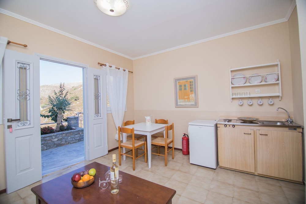 Niriides Apartaments 34/60