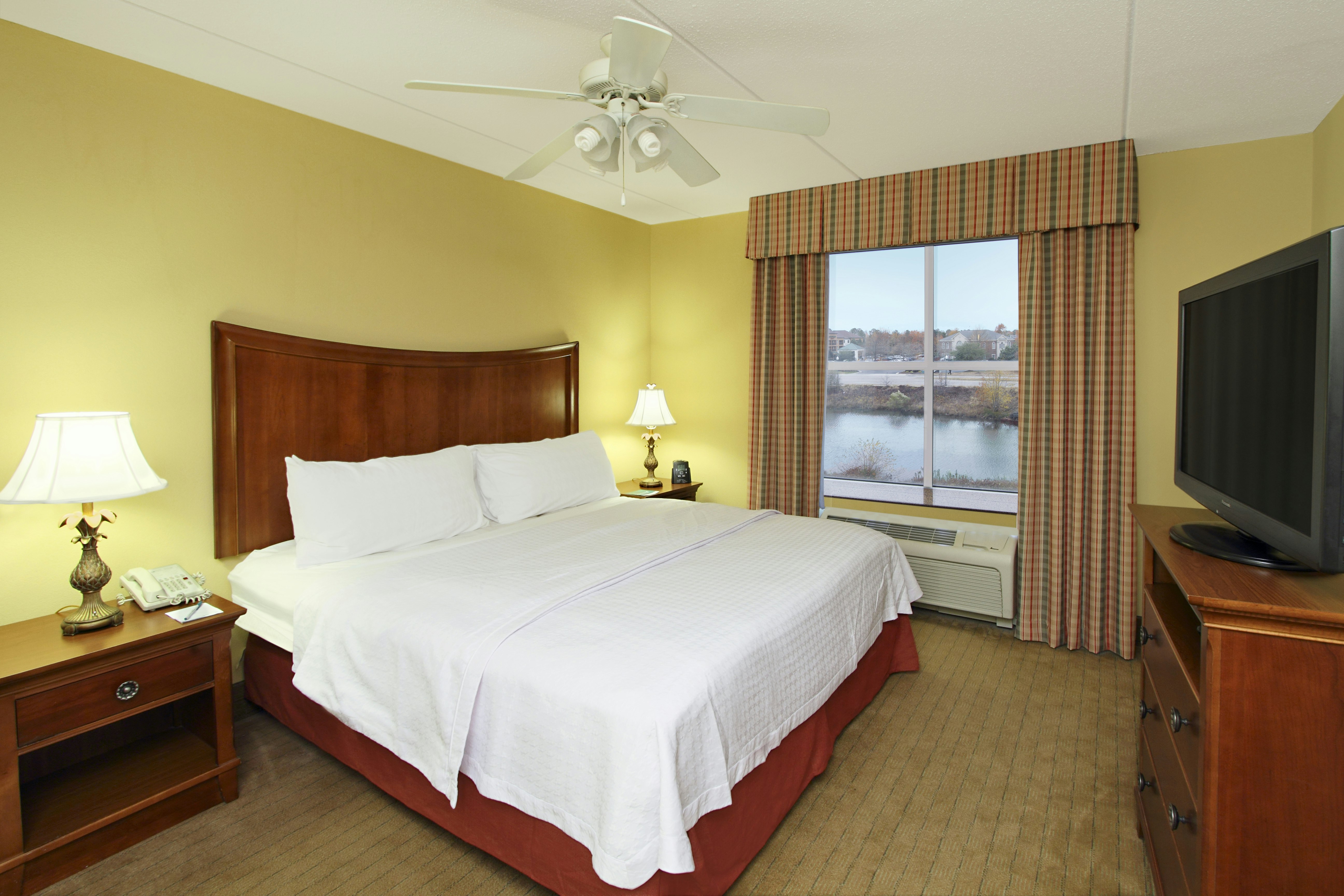 HOMEWOOD SUITES BY HILTON CHESAPEAKE-GREENBRIER 11/26