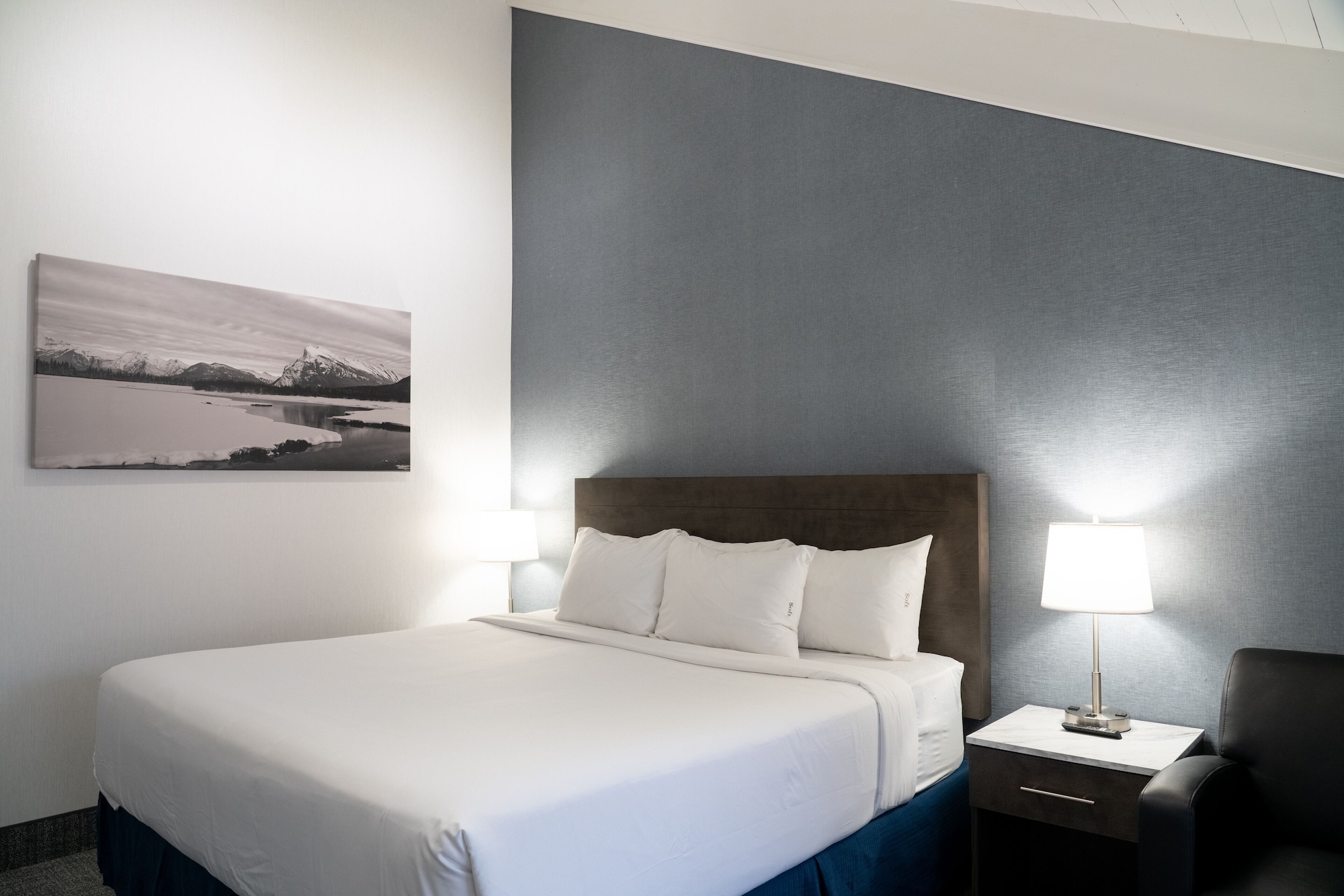 2 BEDROOMS, SUPERIOR, SUITE