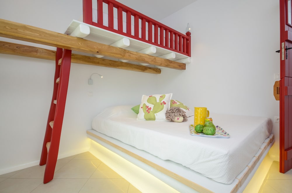 Naxos Euphoria Suites 13/69