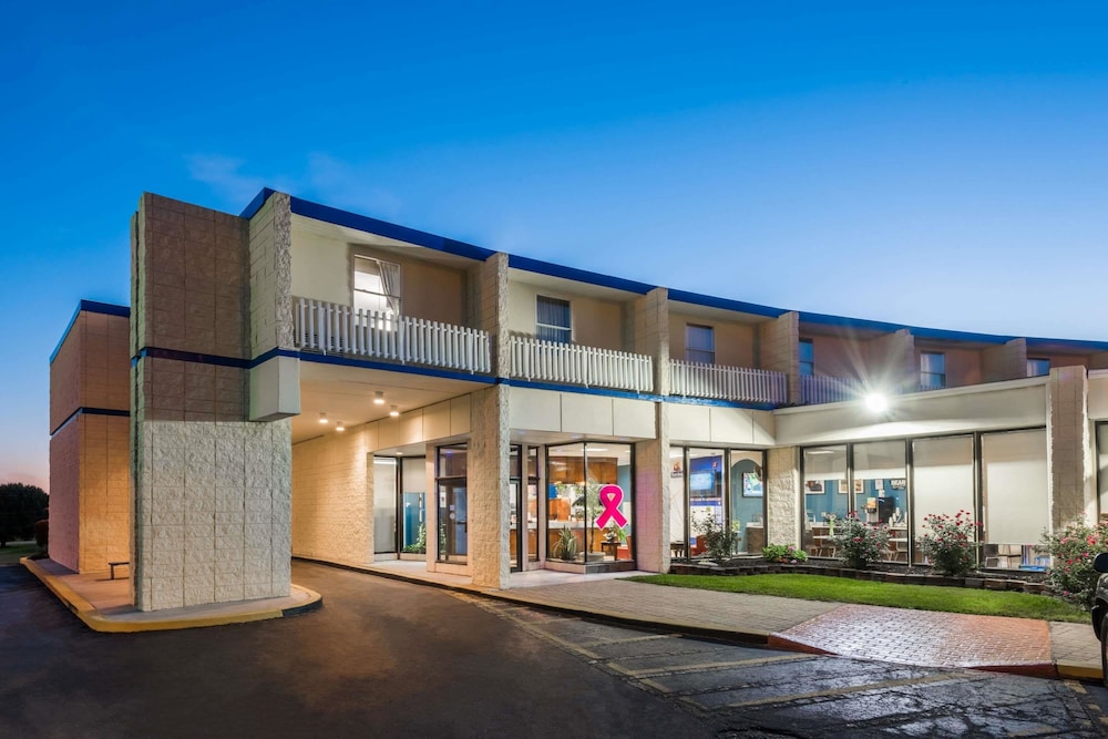 Travelodge by Wyndham Aberdeen 3/34