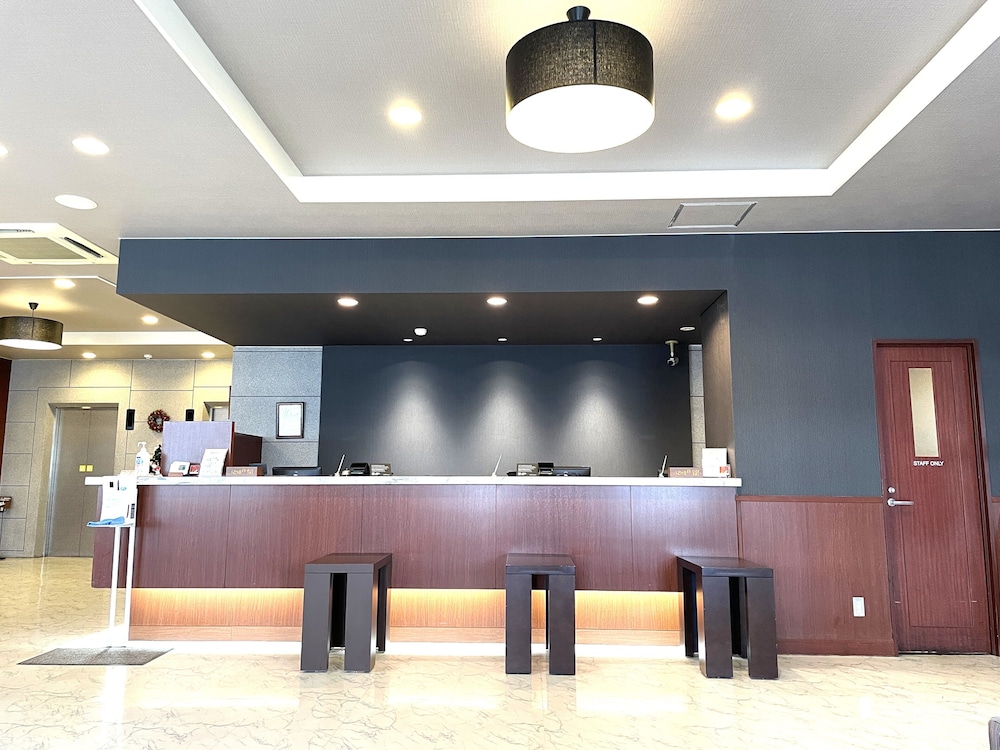 Hotel Route-Inn Niihama 6/63