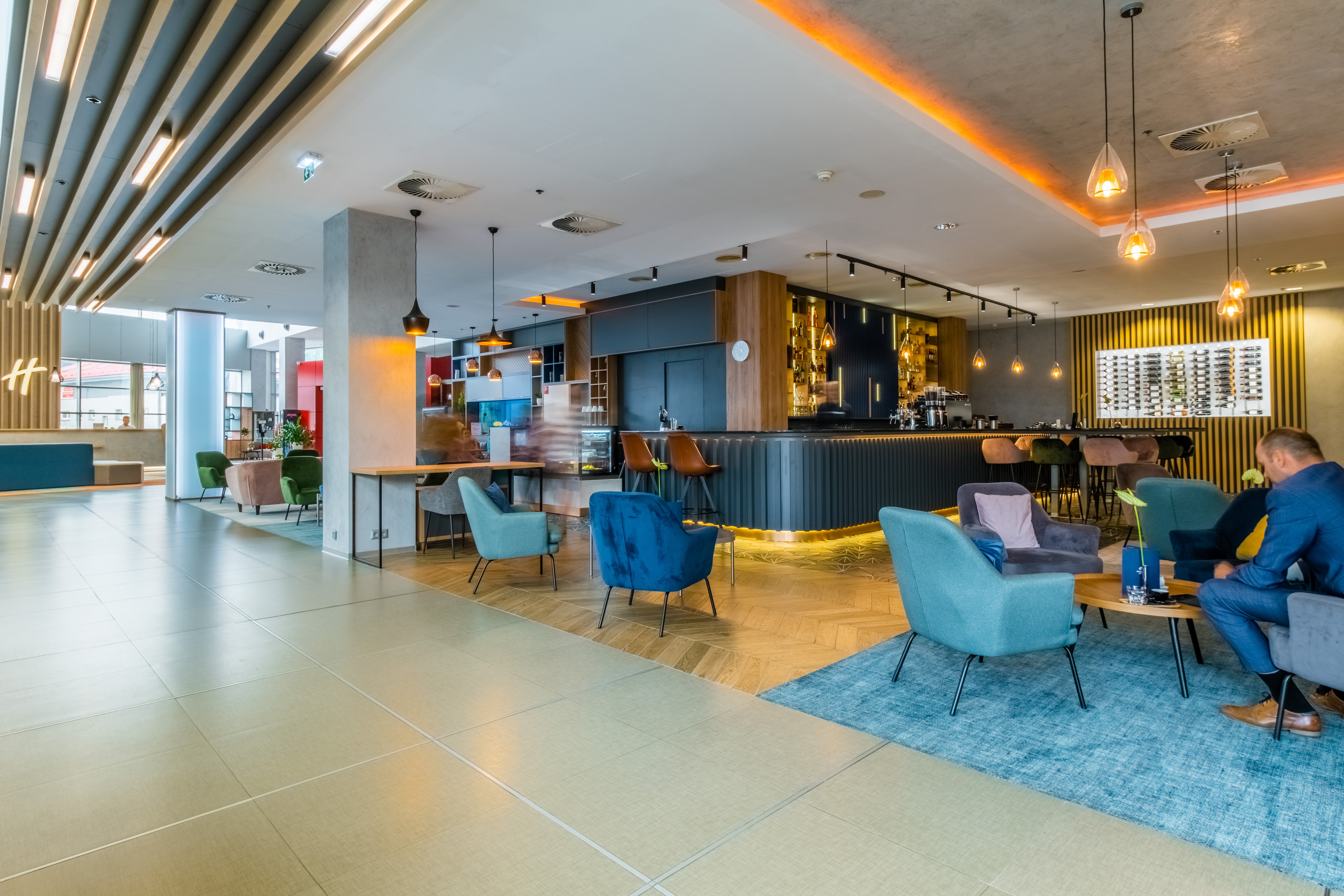 HOLIDAY INN ZILINA 10/78