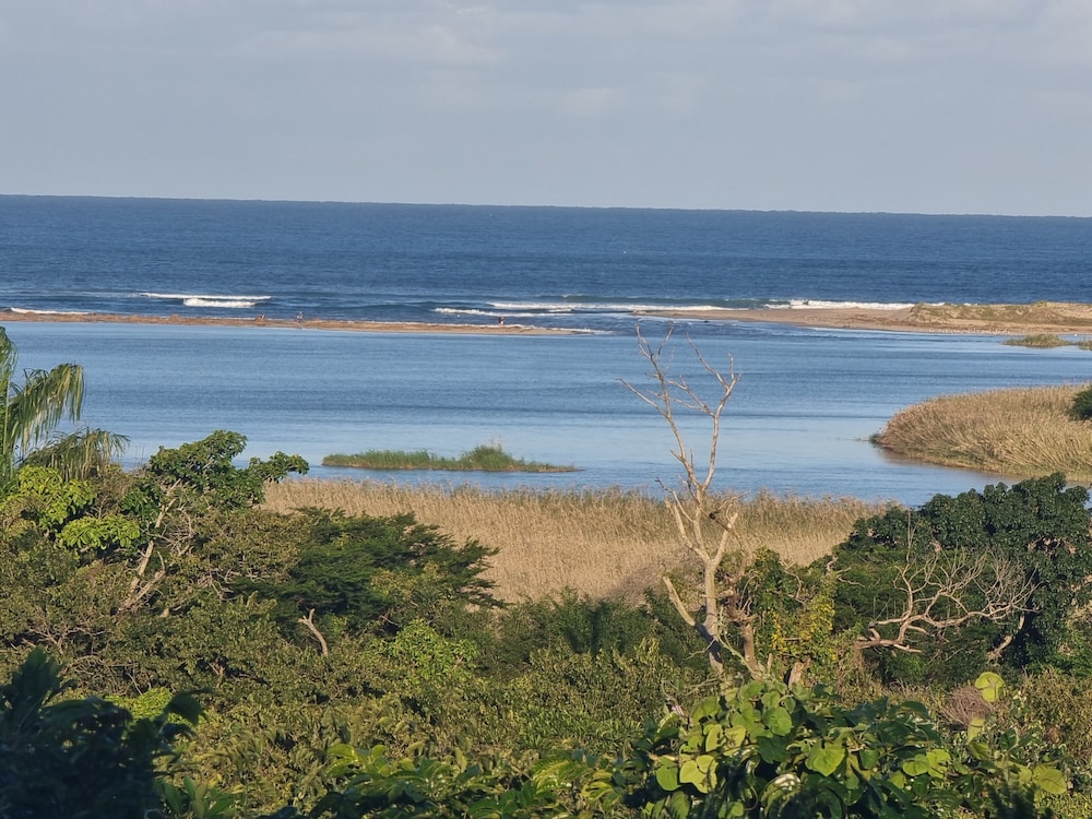 Ndiza Lodge & Cabanas 42/50