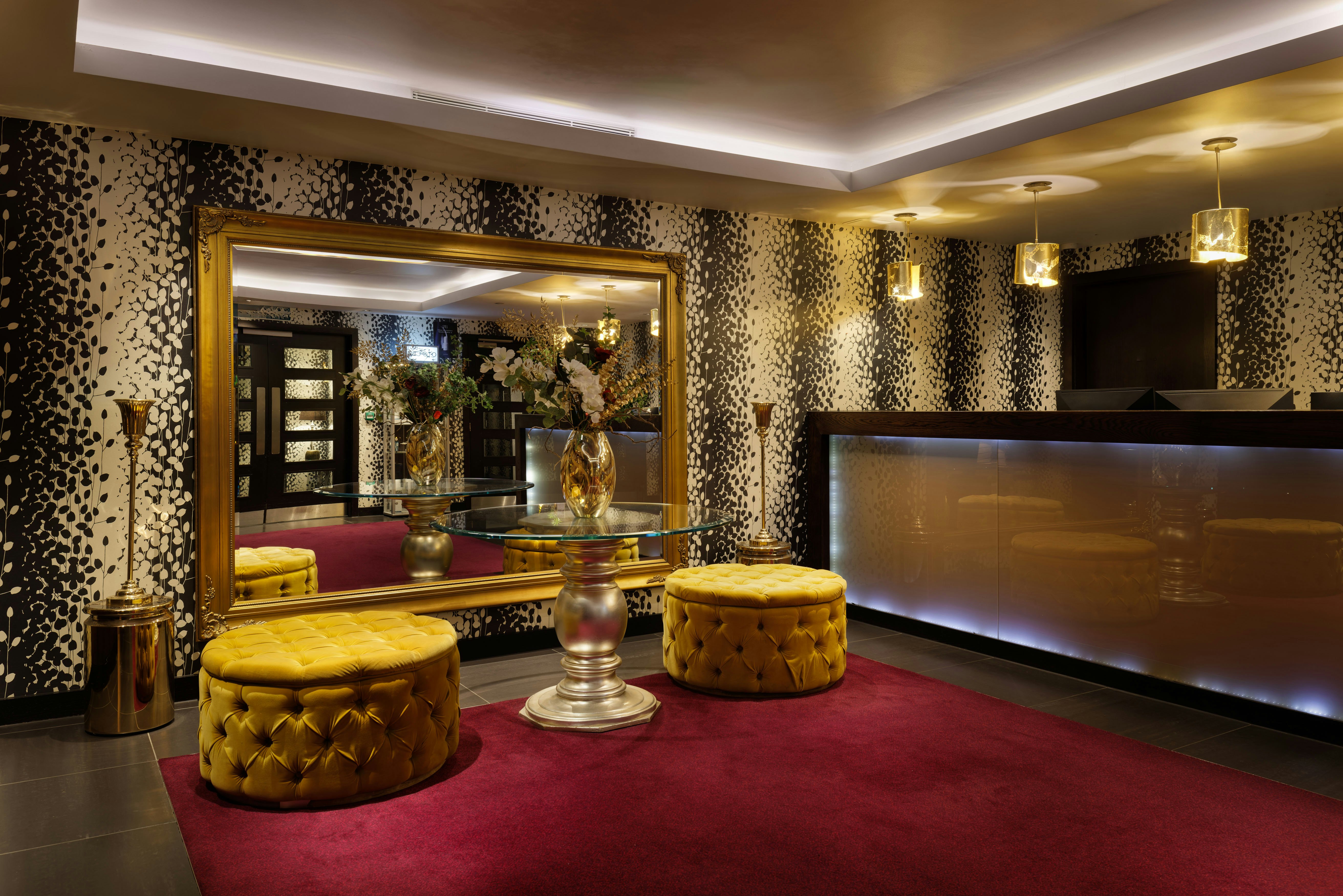 Lobby at Hilton London Syon Park, LONDON