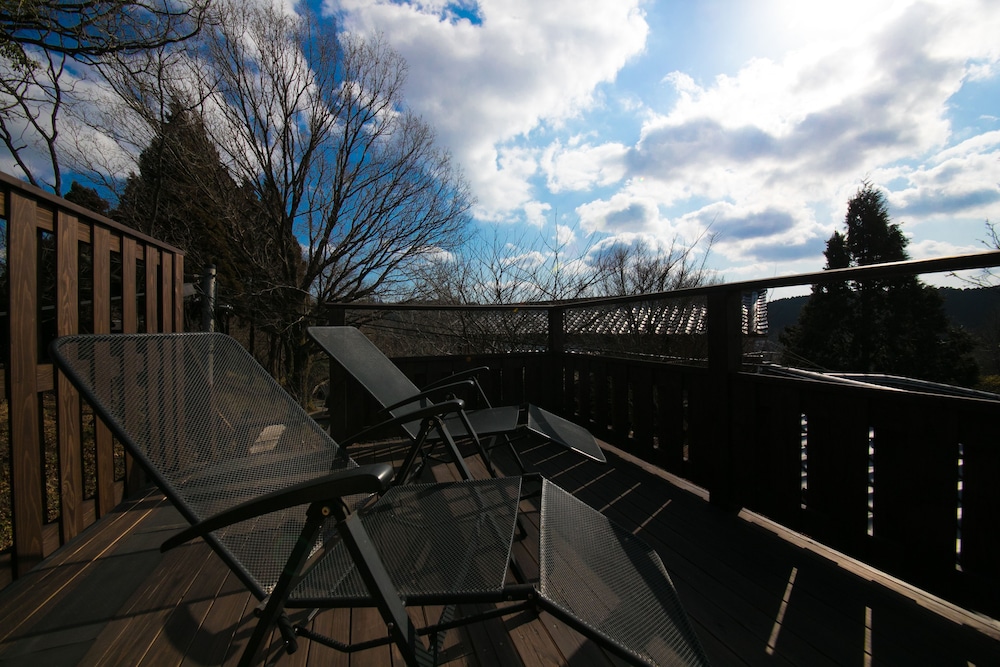 The Kingfisher Resort (Shukubo Kawaseminoshou) 49/50