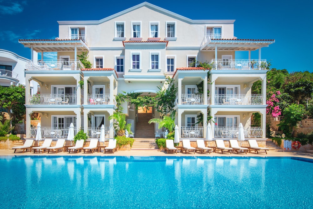 Lukka Exclusive Hotel - Adults Only 2/74
