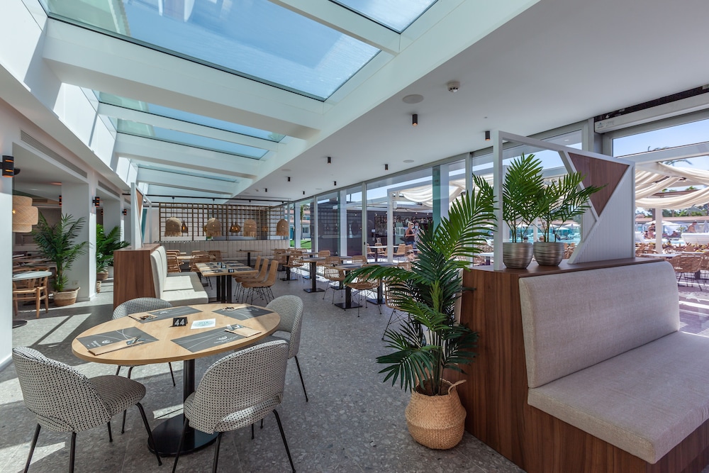 Kumara Serenoa by Lopesan Hotels 49/66