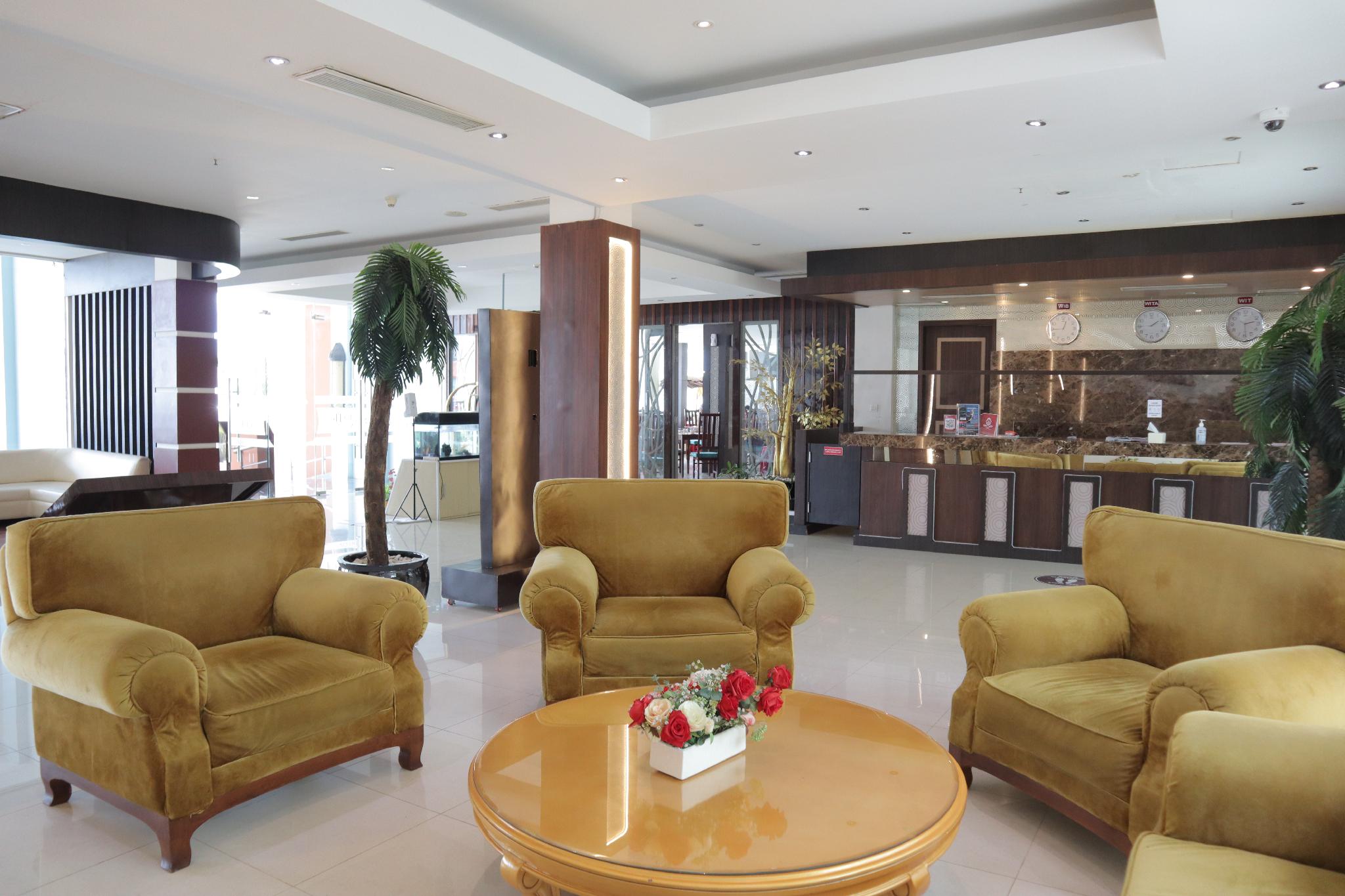 Sutan Raja Hotel & Convention Palu 14/23