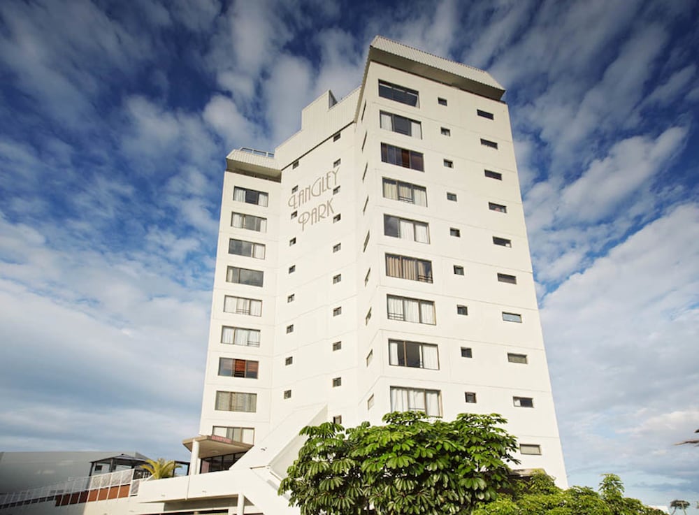 Langley Park Apartments 2/66