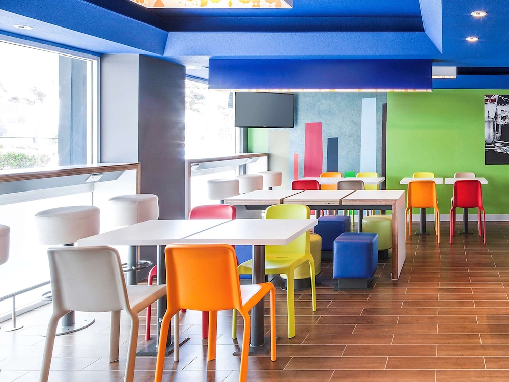 Ibis Budget Dandenong 58/65