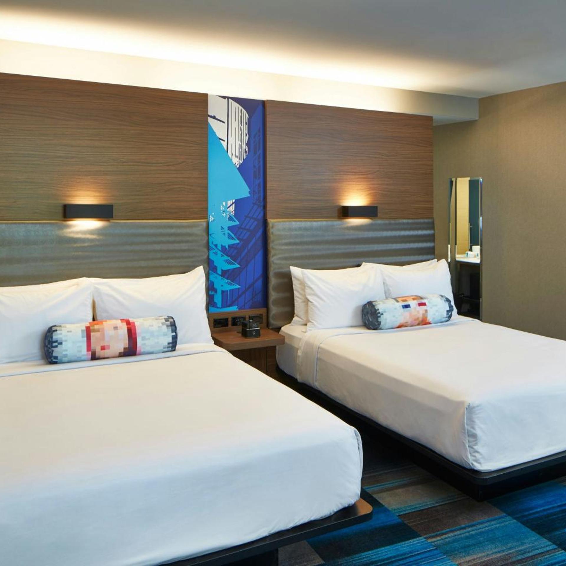 Aloft, Guest Room, 2 Queen Beds، ALOFT SEATTLE REDMOND 2/10