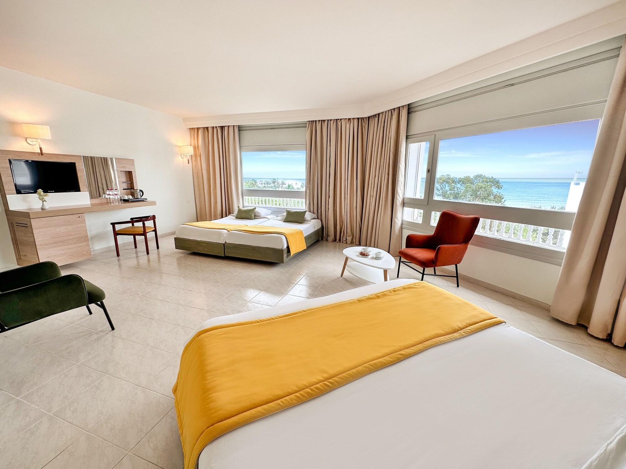غرفة عائلية بإطلالة على البحر، Sol Azur Beach Congress 2/4