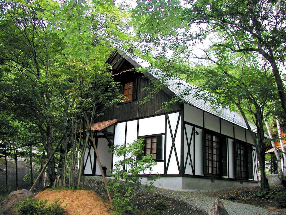 Izumigo Takayama Dog Paradise Hotel 9/67