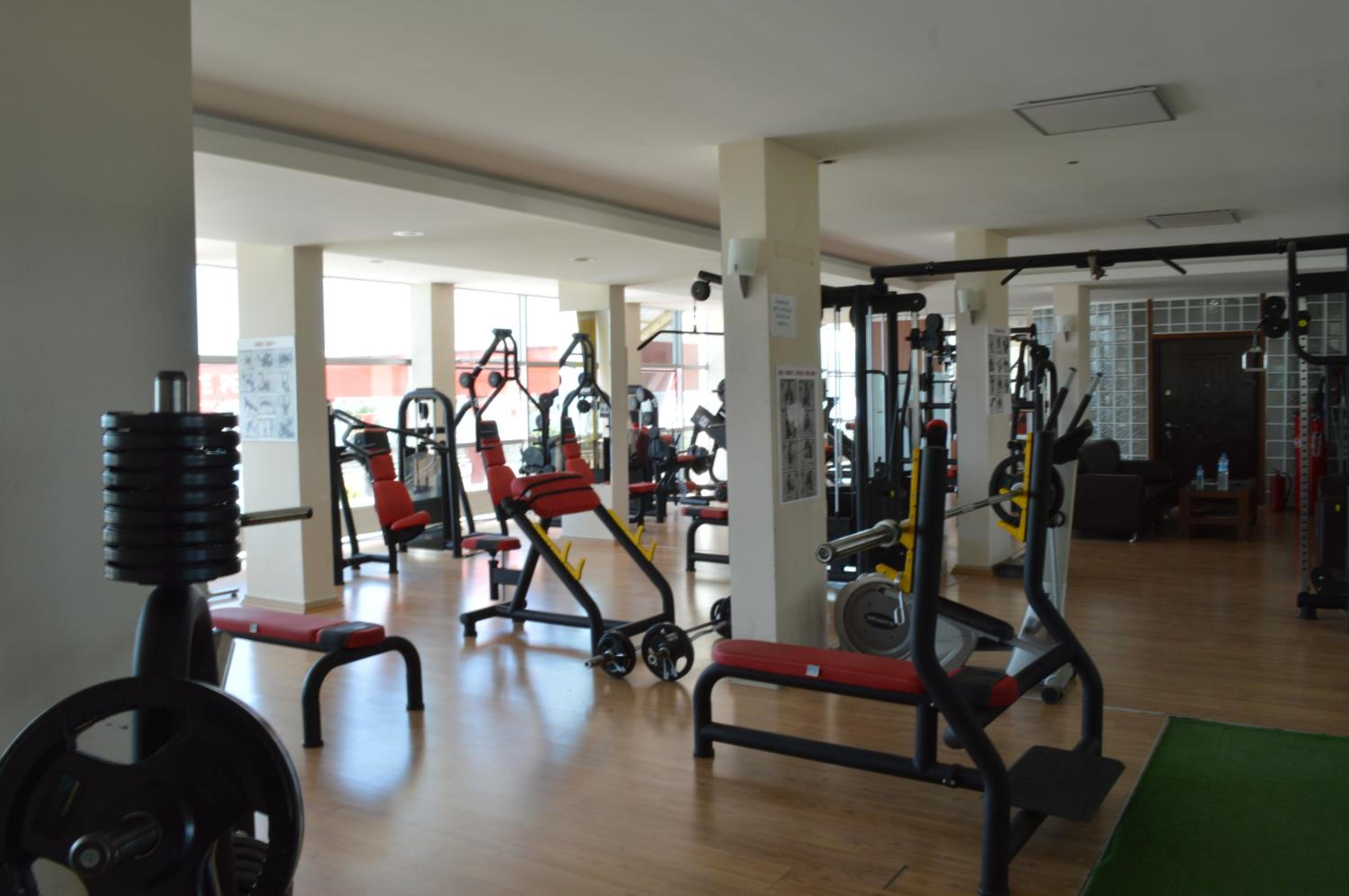 Bal Otel 28/35