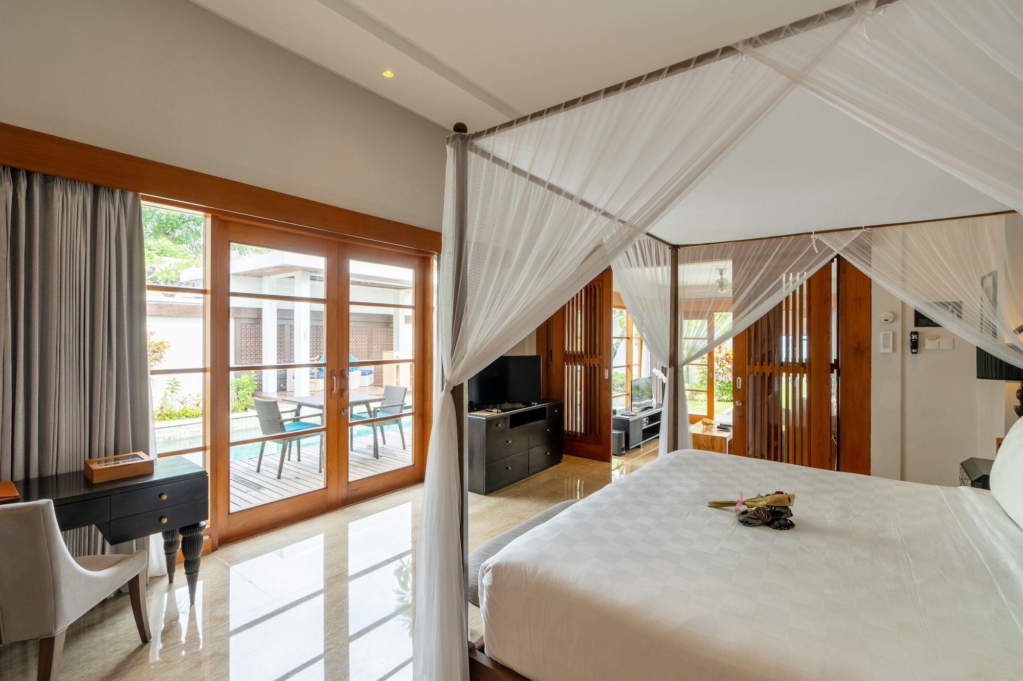 1 BEDROOM, ROYAL, PAVILION