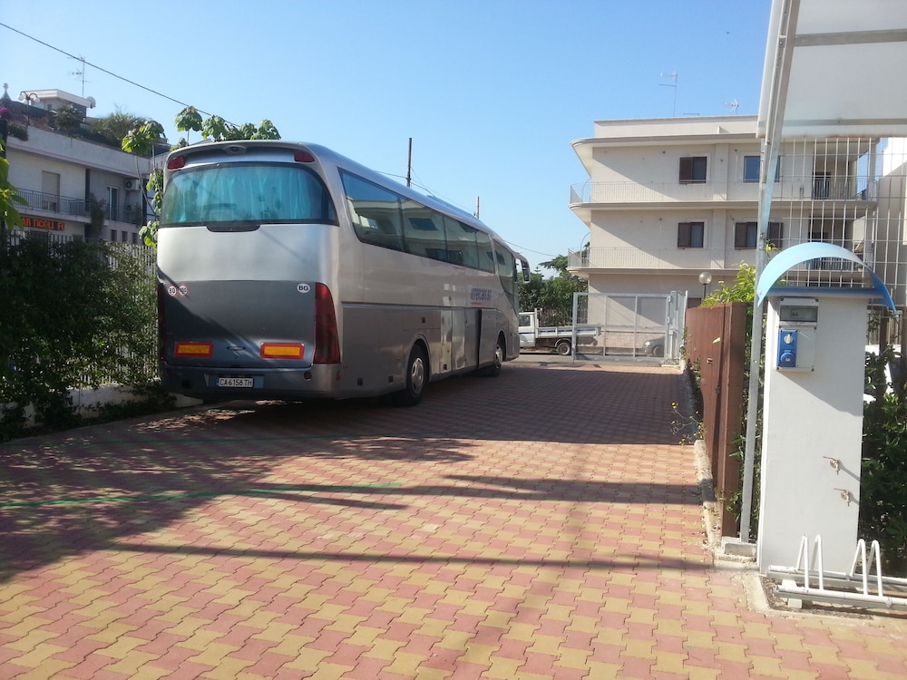 Hotel Accord Le Rose 41/50