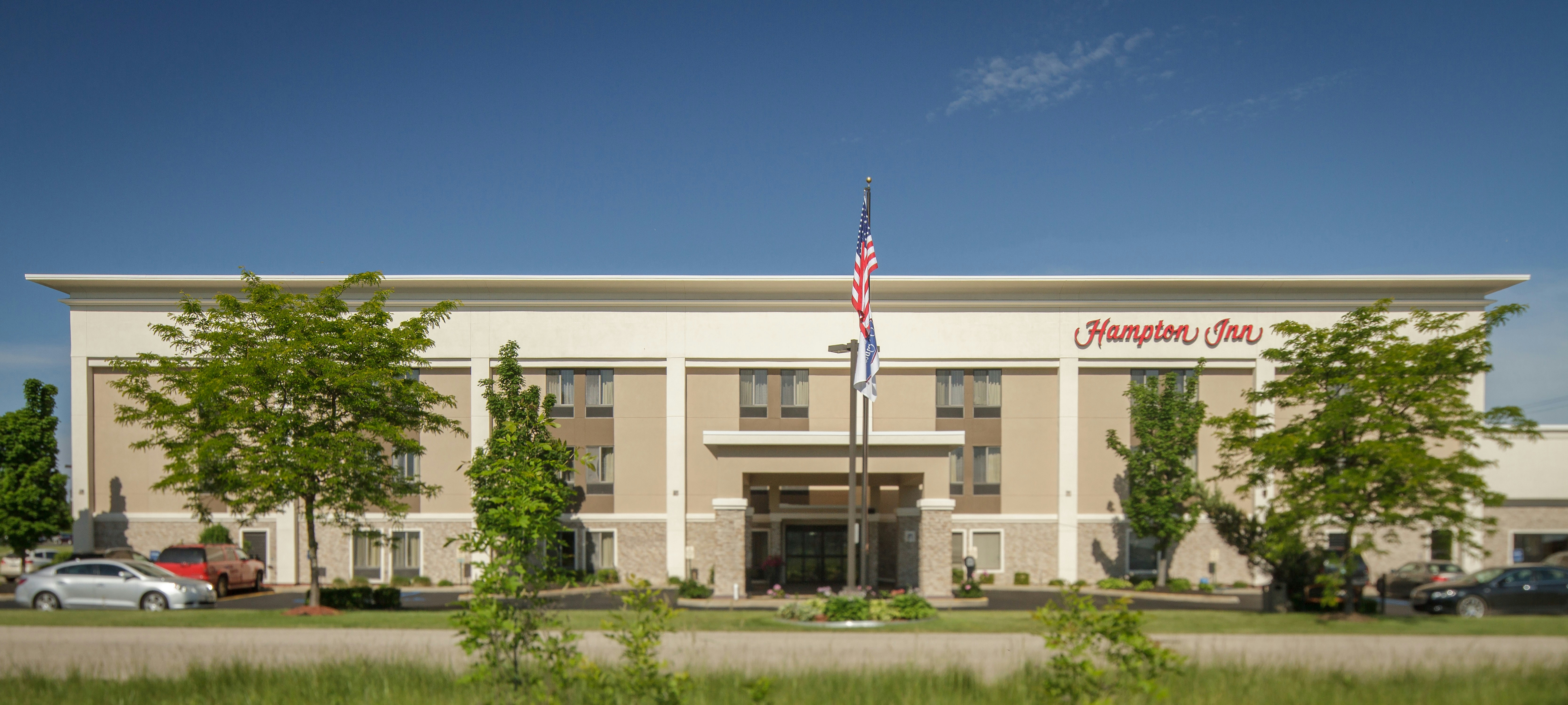 Hampton Inn South Haven 2/44
