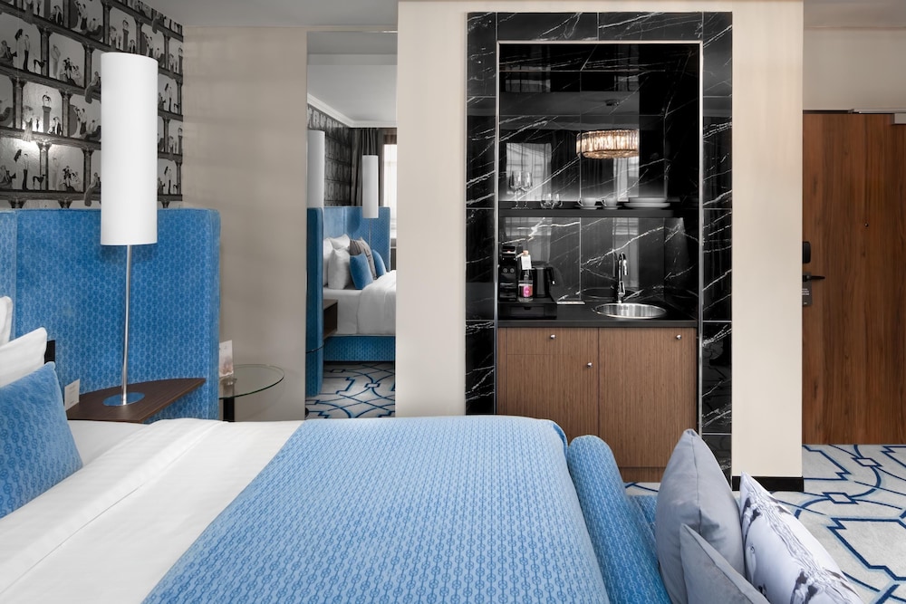 Mamaison Hotel Chain Bridge Budapest 22/50