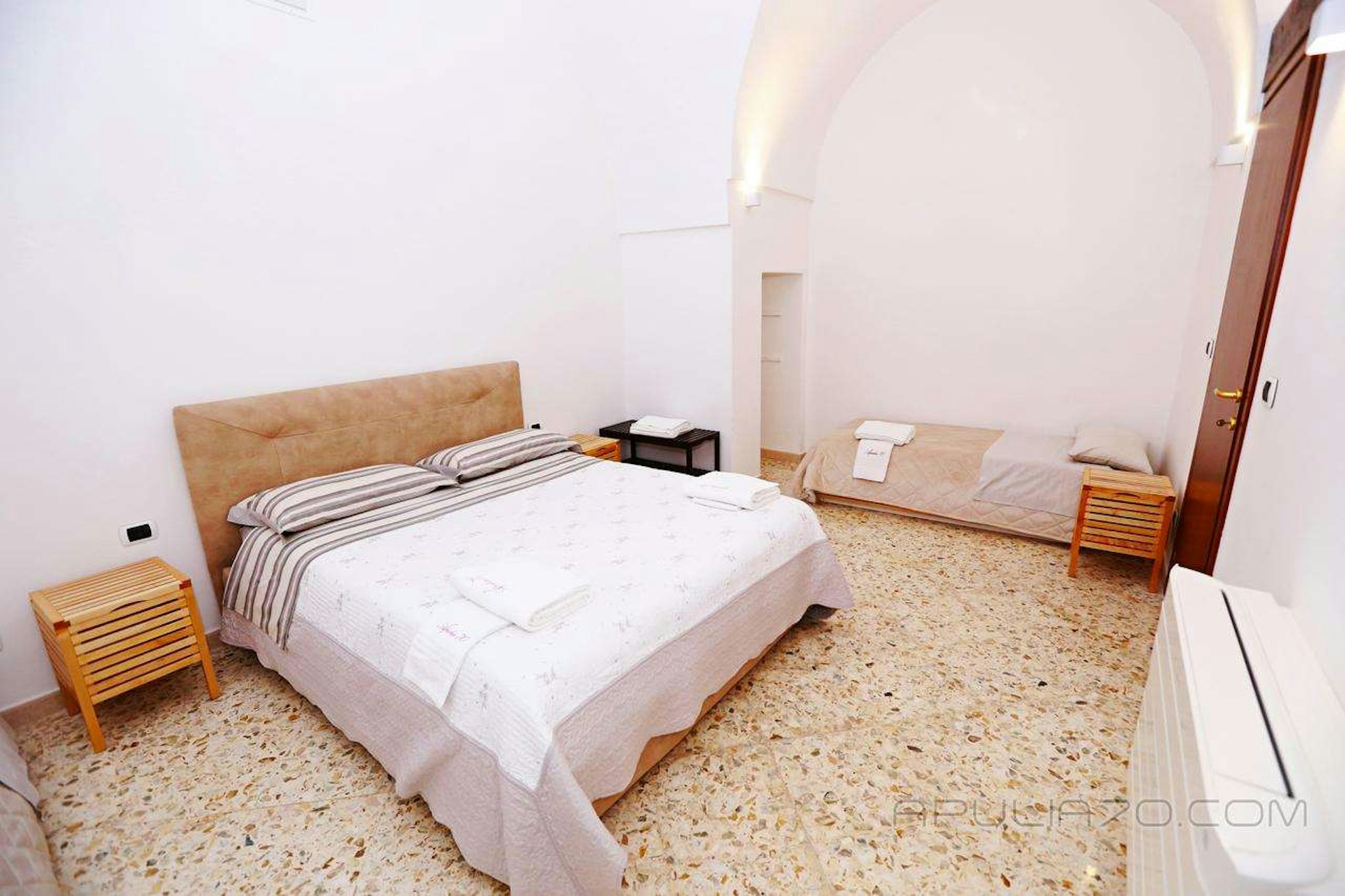 APULIA 70 HOLIDAYS 16/63