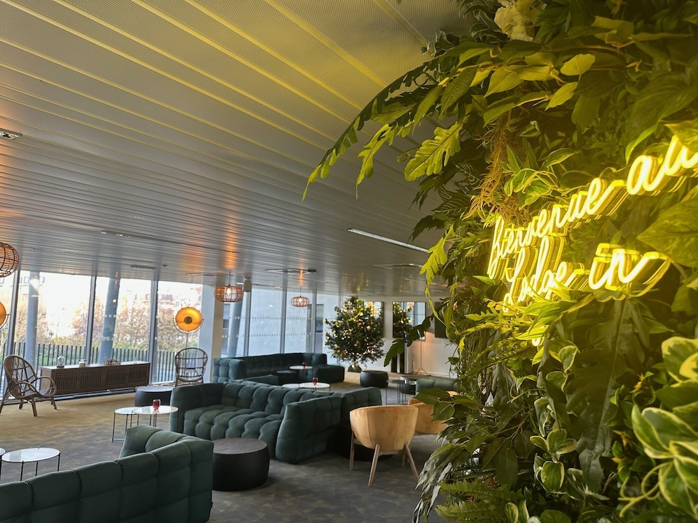 Hotel Lodge In Paris 13 48/50