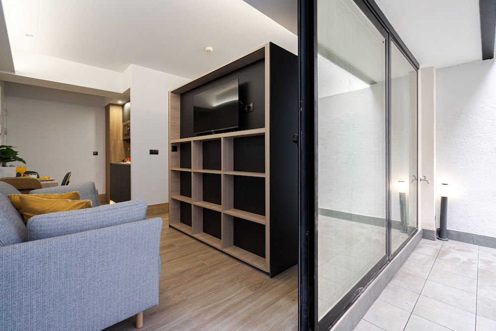 Feelathome Ventas Suites 33/50