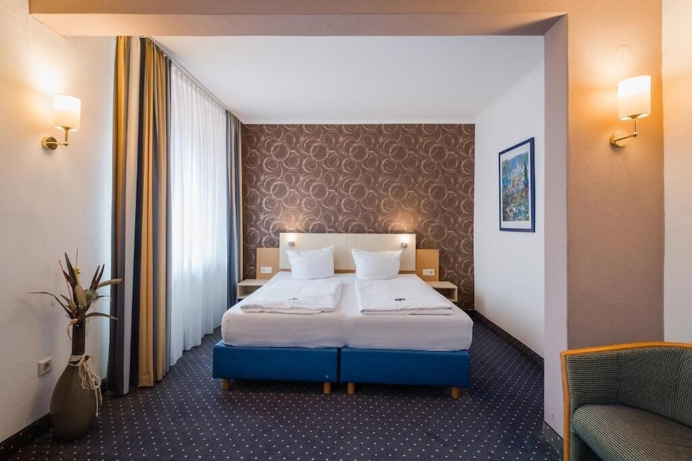 Hotel Am Stadtpark 25/63