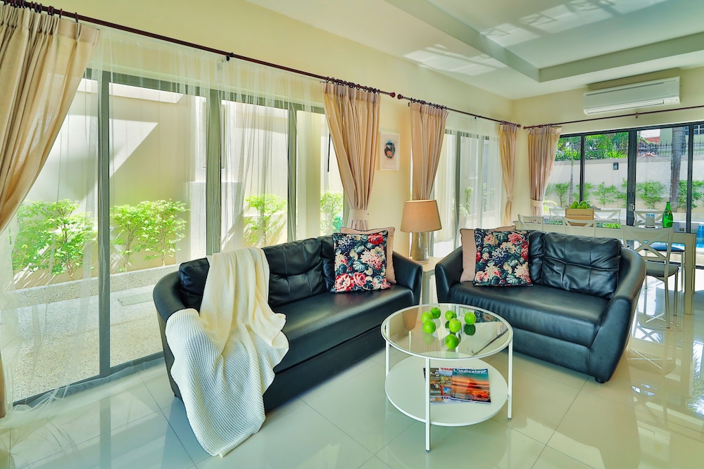 Sweet Villa Pattaya 52/72