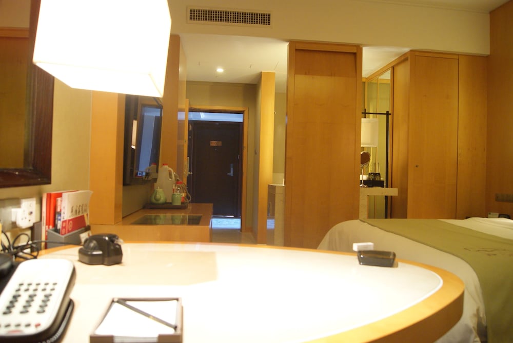 Cixi Hangzhou Bay Hotel 24/37
