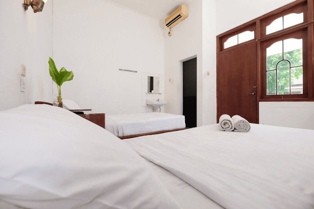 Berlian Abadi Hotel 10/55