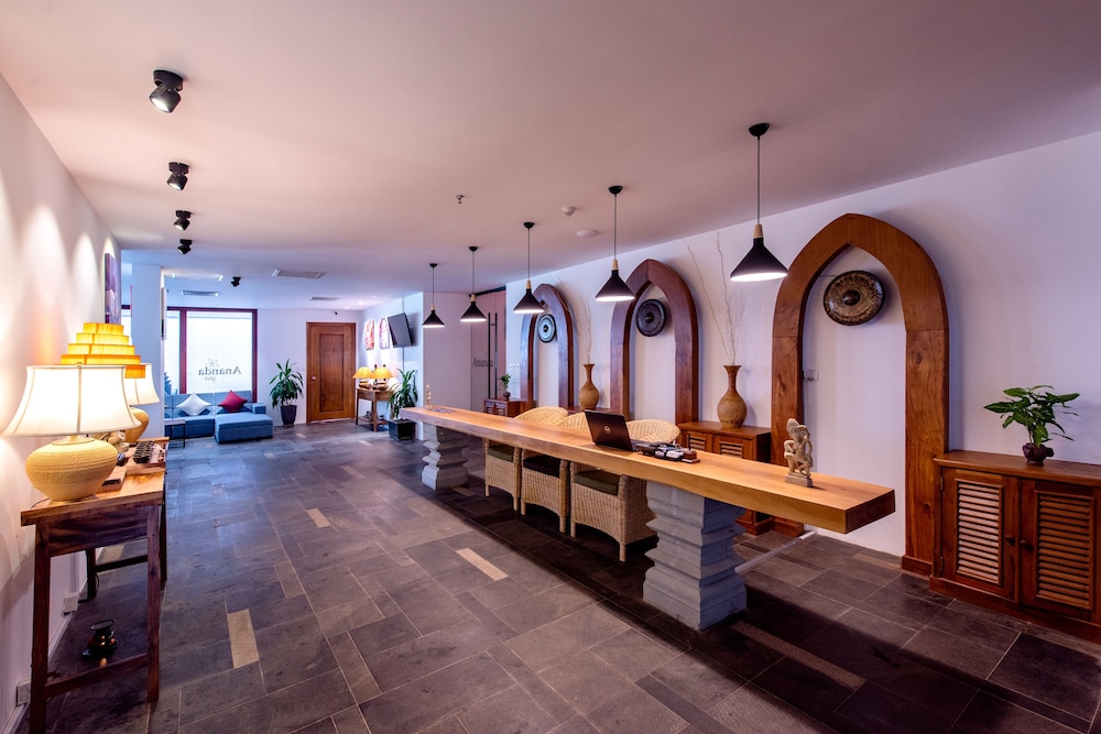 Pacific Hotel and Spa Siem Reap 25/50