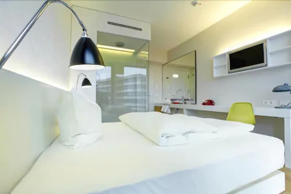 غرفة كومفورت مفردة بسرير كوين، Smartcity Designhotel 2/2