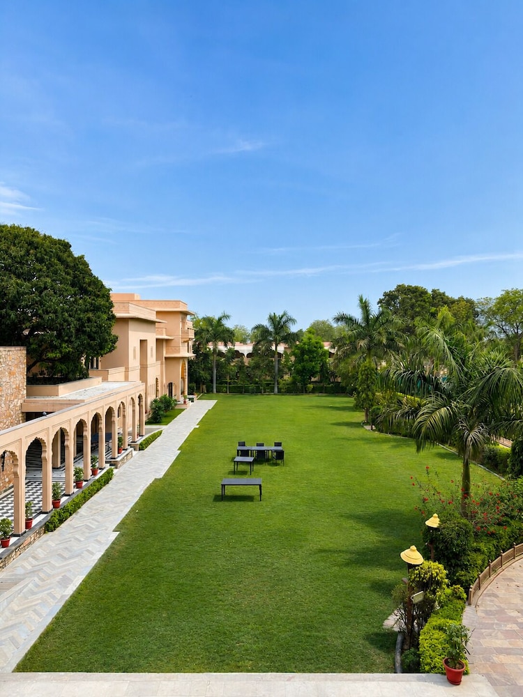 Regenta Resort Vanya Mahal 40/49