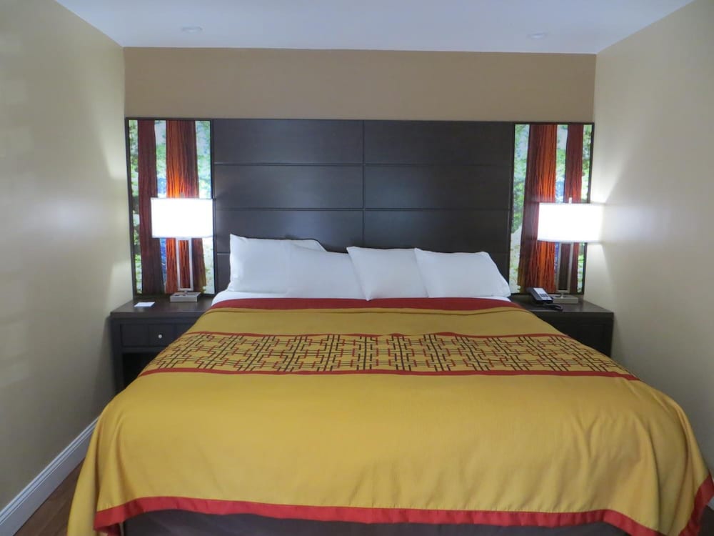 Muir Woods Lodge (ex Americas Best Value Inn and Suites - Mill Valley/San Francisco) 21/43