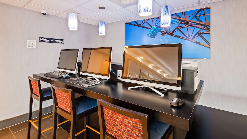 Best Western Plus Twin Falls Hotel 36/37
