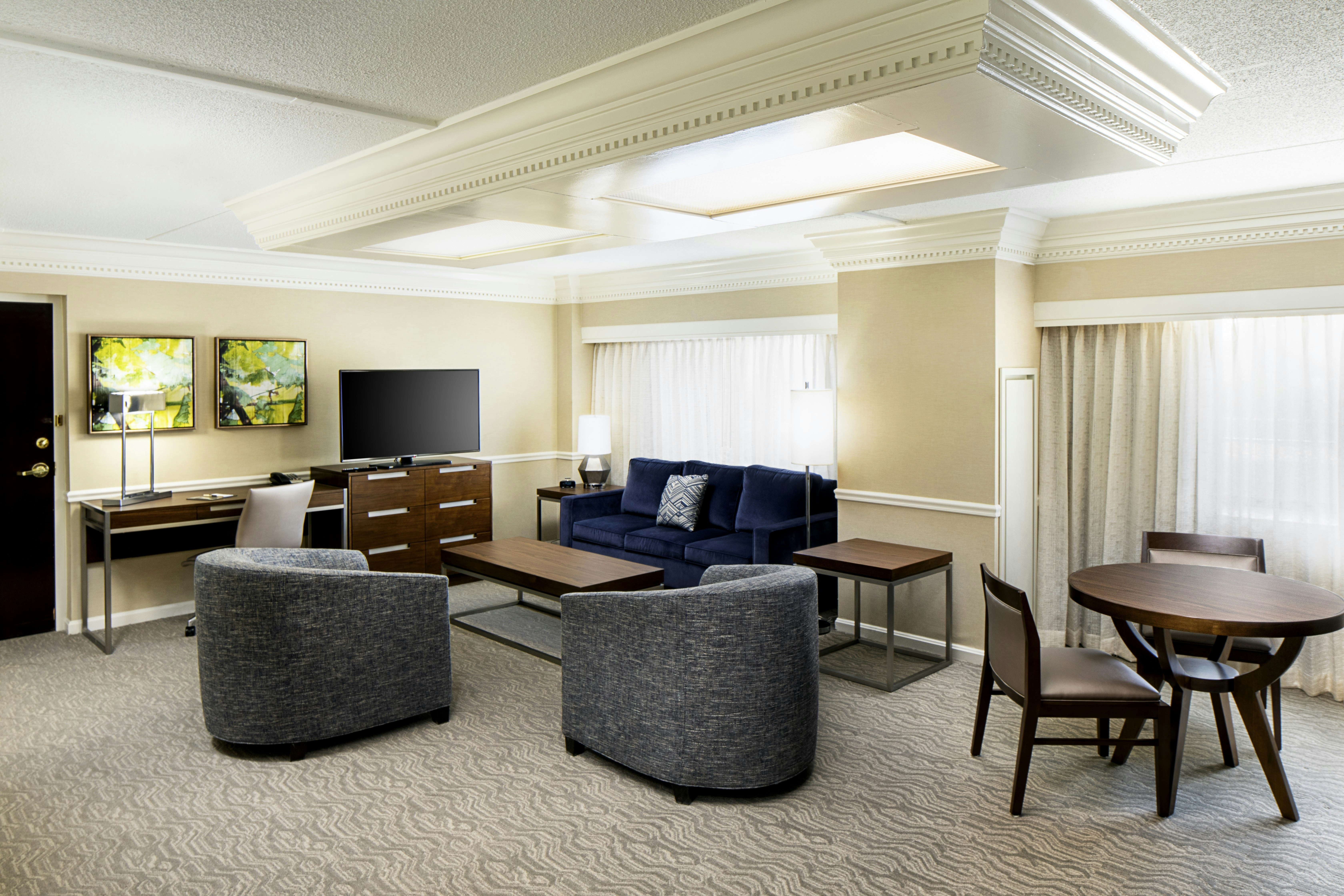 DoubleTree by Hilton Nashua 30/33
