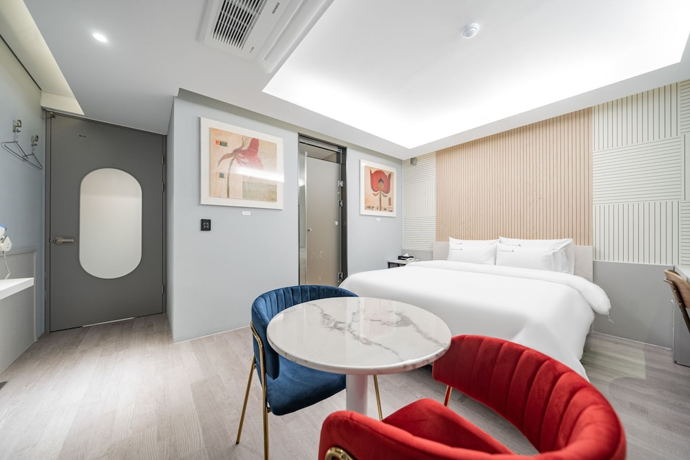 boutique hotel k 10/22