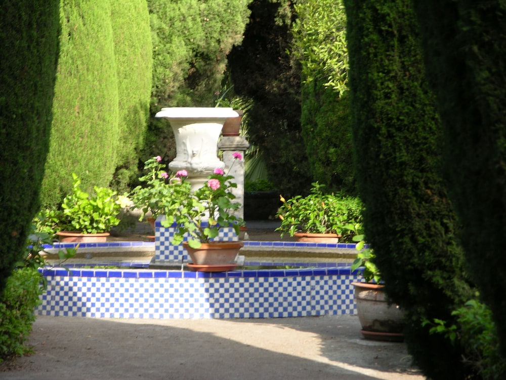 CASA DE LOS BATES 23/27