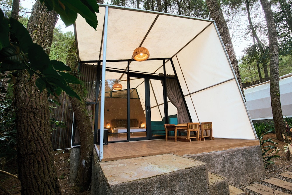 LuxCamp Pangalengan By Horison 49/60