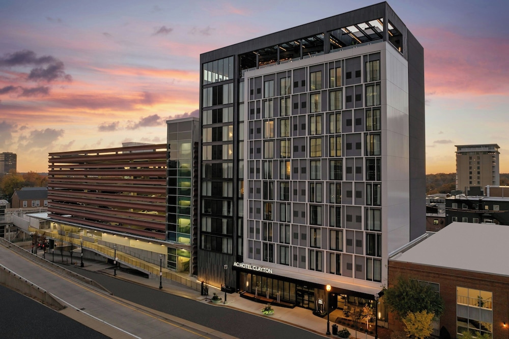 AC Hotel St. Louis Clayton 1/38