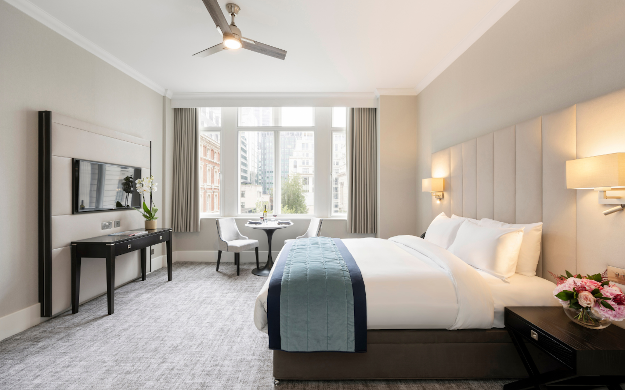 Tower Residences by Blue Orchid 20/32