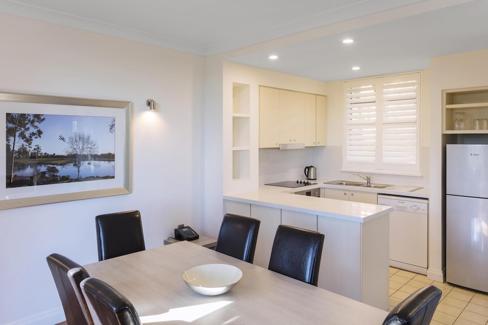 Avani Cypress Lakes Resort 34/50