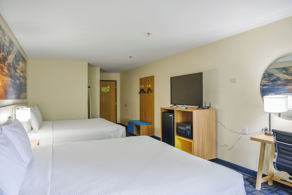 Days Inn by Wyndham Mount Vernon 8/50