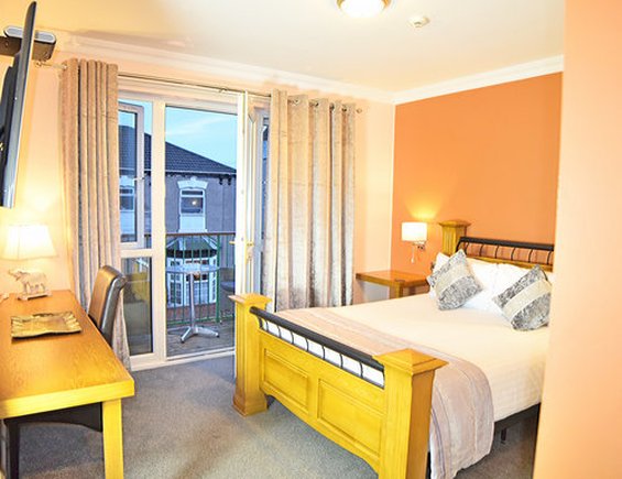 Dovedale Hotel and Restaurant 4/22