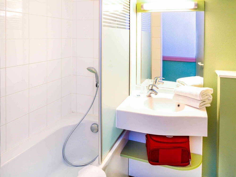 ibis budget Saint Malo Centre 10/66